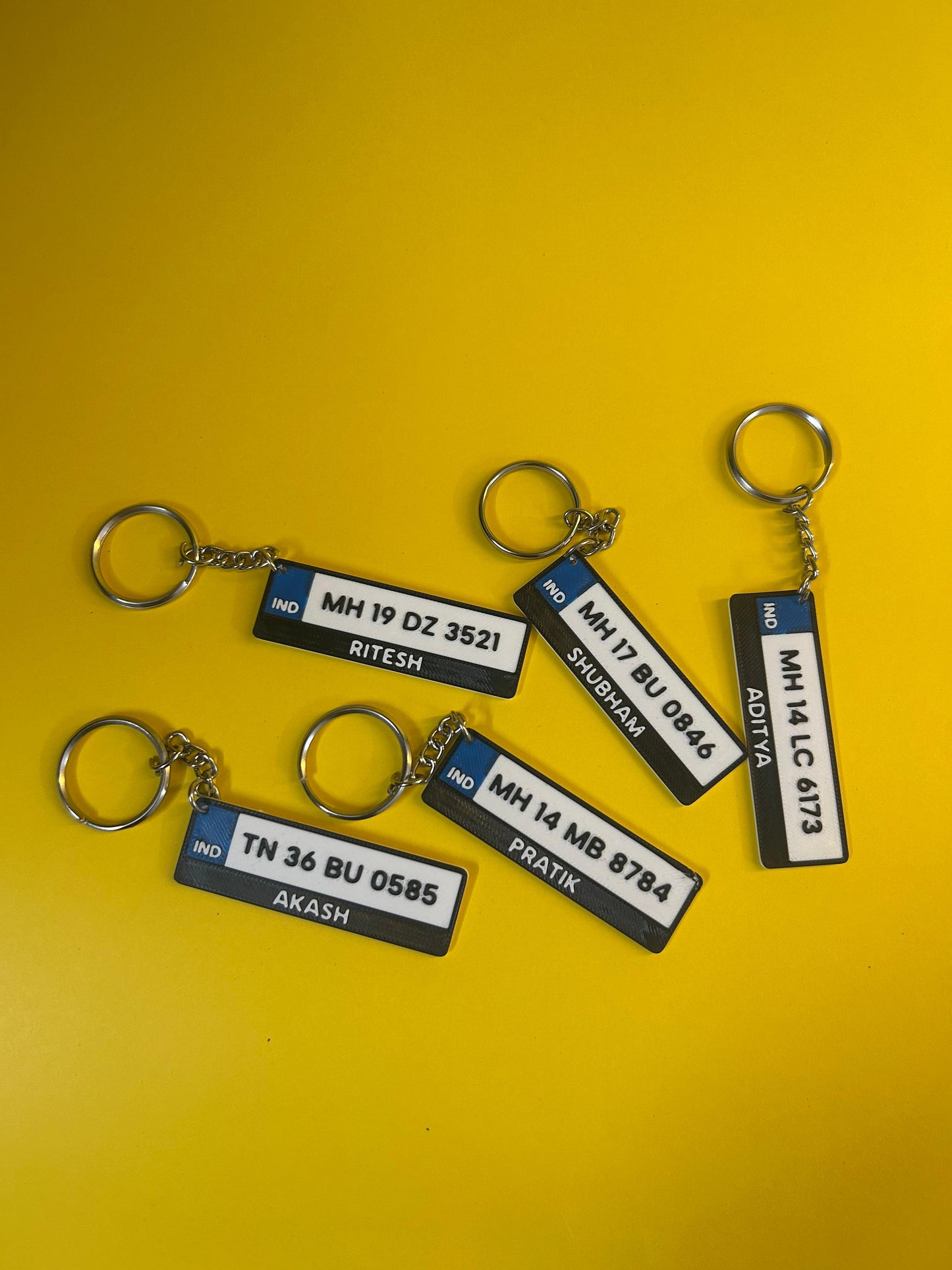 Custom Number Plate Keychain – Personalized with Your Name and Mobile Number