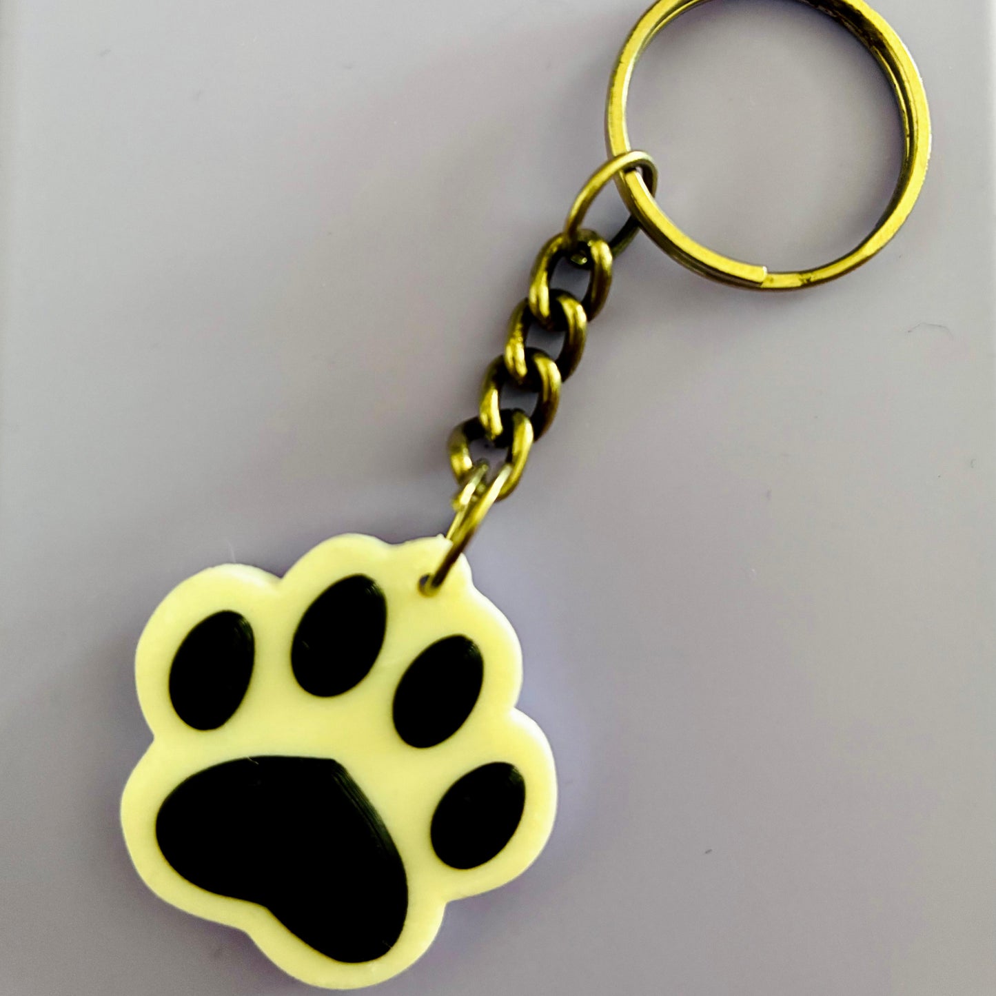 Cute Paw Keychain/Keyring | Surprise for Animal Lovers | Unique Pet Lover's Accessory