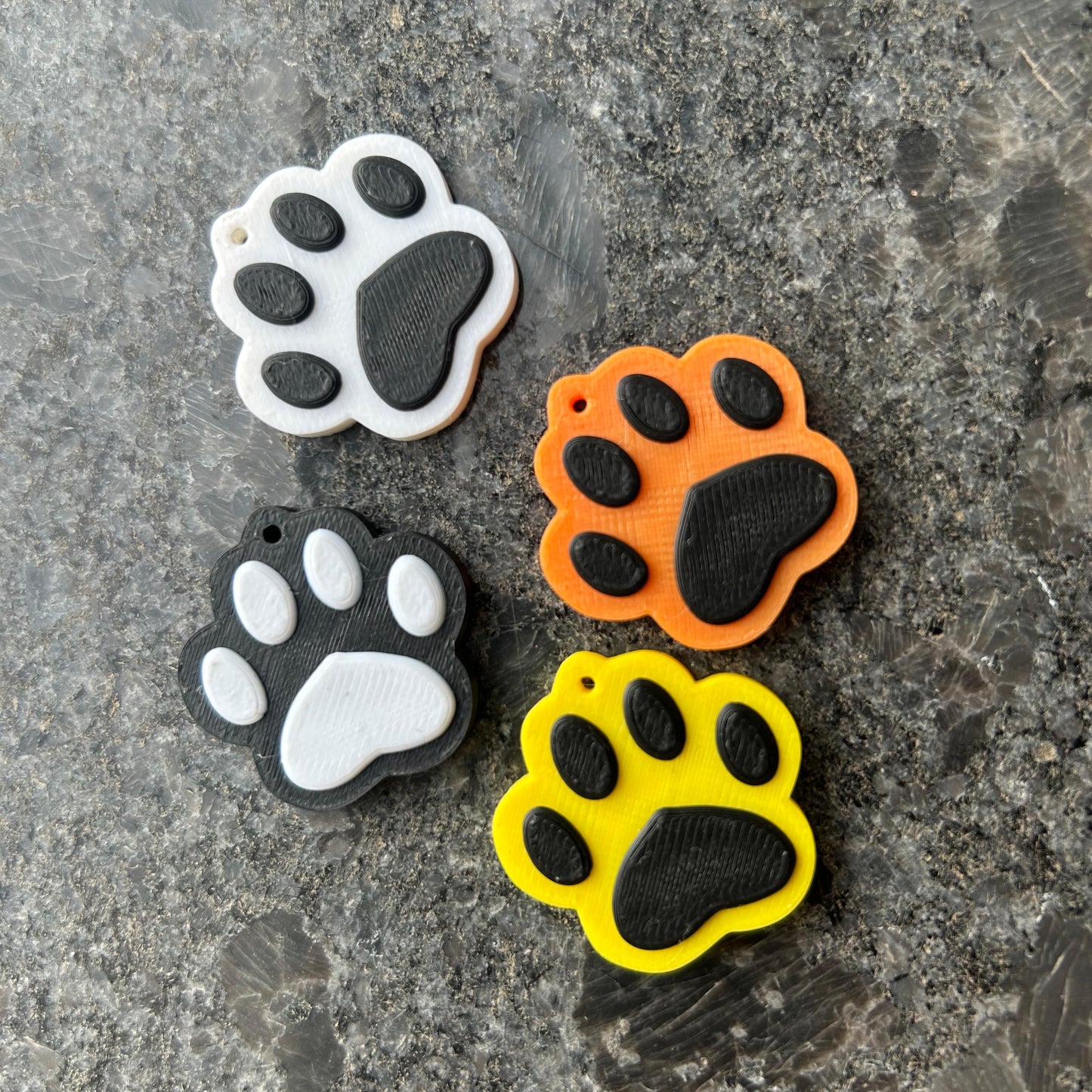 Cute Paw Keychain/Keyring | Surprise for Animal Lovers | Unique Pet Lover's Accessory
