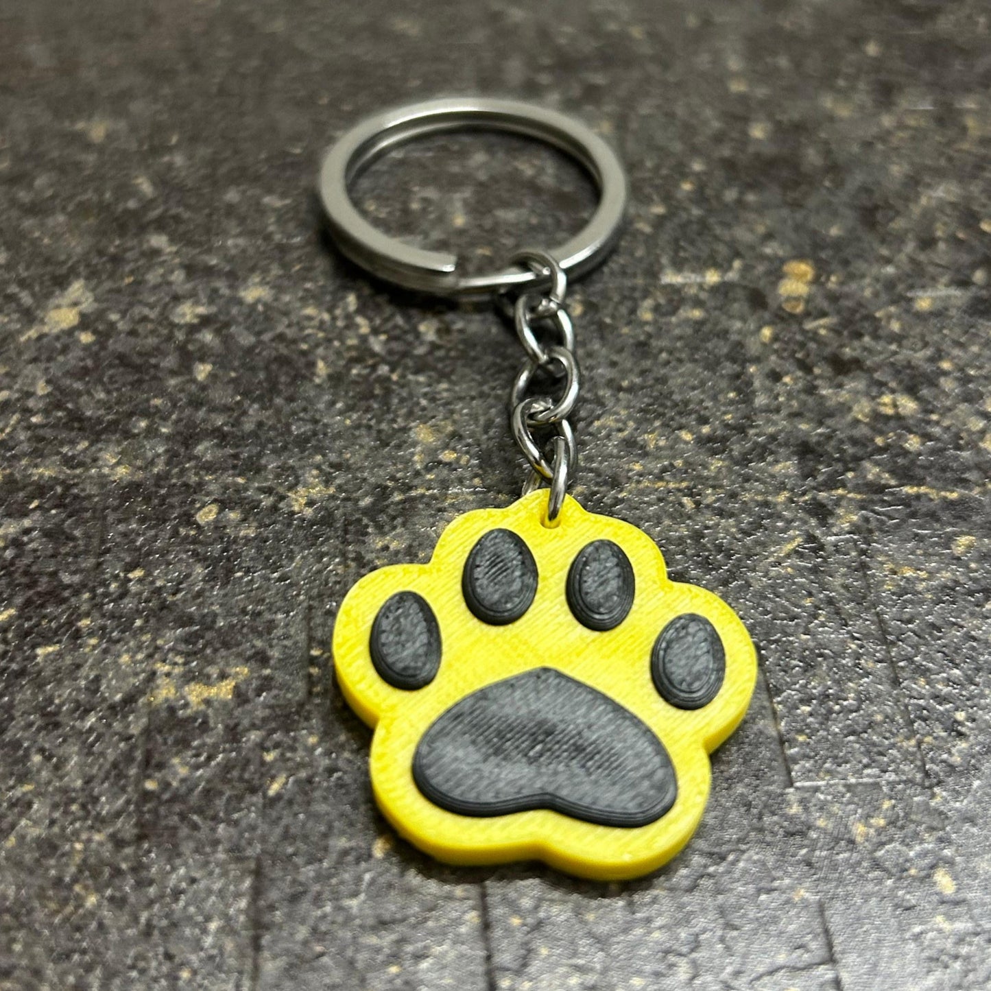 Cute Paw Keychain/Keyring | Surprise for Animal Lovers | Unique Pet Lover's Accessory
